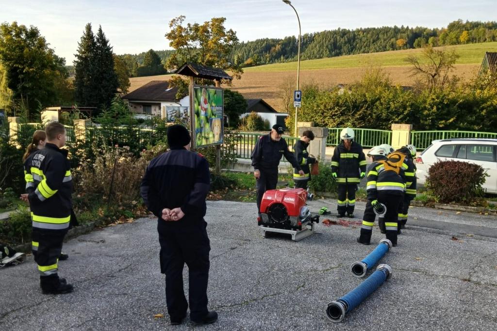 Feuerwehrübergreifende Basisausbildung in Krumbach 