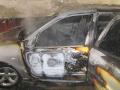 Foto: FF Wiener Neustadt 20110605_pkw-brand_in_einer_garage_002