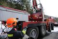 Foto: Presseteam FF Wr. Neustadt 20170421_lkw-bergung_am_hals_003