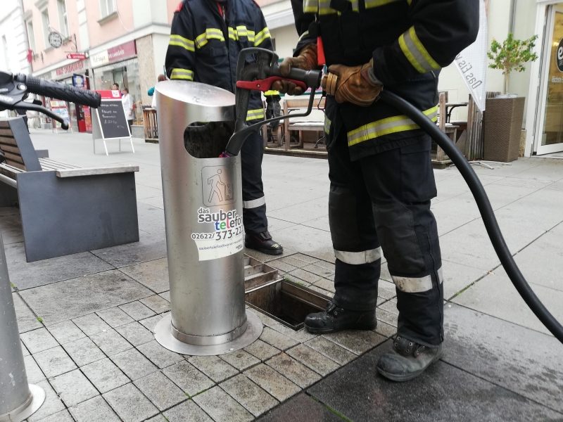 20191014 muellbehaelterbrand ffwrn 001