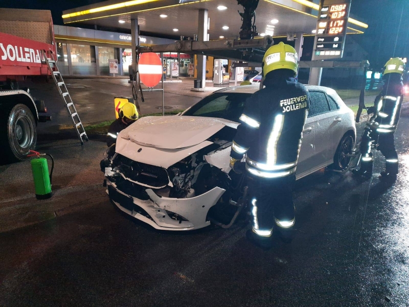 20201011 fzg bergung sollenau 002