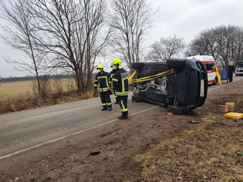 20210221 vu ff bad fischau 001