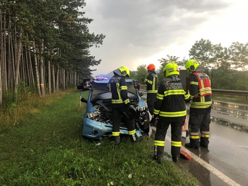 20210730 fzg bergung weikesdorf 003