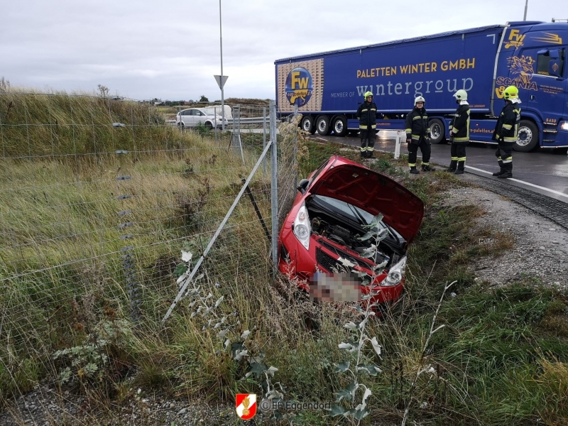 20211007 verkehrsunfall mit MR ff eggendorf 001