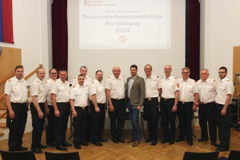 20240409 kommandanten fortbildung in lanzenkirchen 022