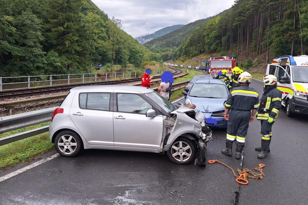 FF Wopfing: Verkehrsunfall am Waldegger Hals