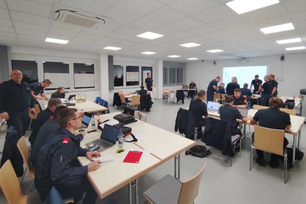 Bezirksführungsstab Wr. Neustadt übt den Großeinsatz