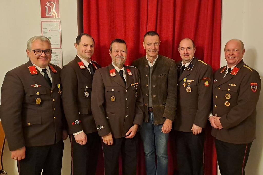 FF Zillingdorf-Markt. Mitgliederversammlung und Wahlen 2026 - neues und altes Kommando mit Bürgermeister