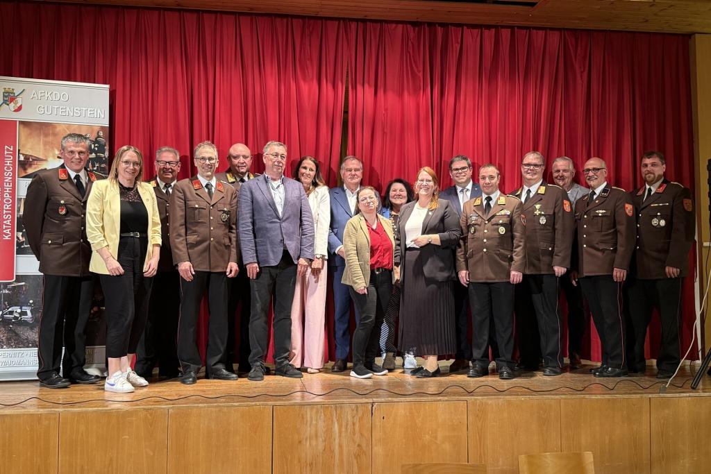 Abschnittsfeuerwehrtag Gutenstein in Waldegg