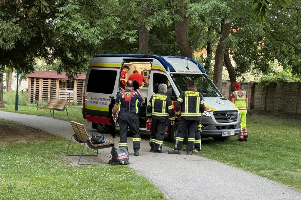 FF Ebenfurth: Kind nach Sturz in Fahrradrahmen eingeklemmt